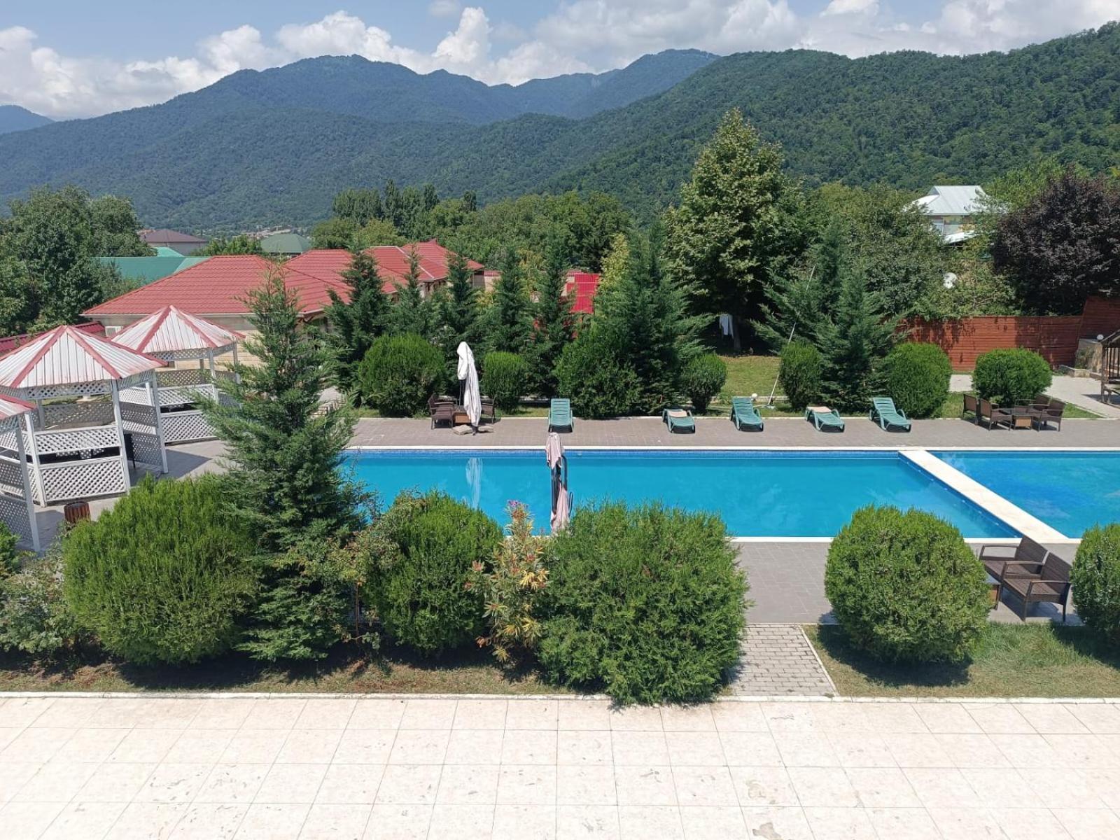 Gabala Bliss Inn Hotel And Restaurant Bagian luar foto