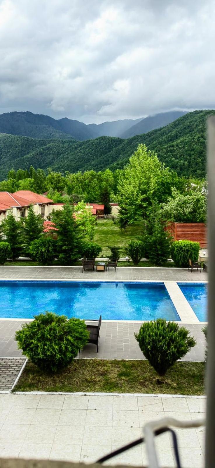 Gabala Bliss Inn Hotel And Restaurant Bagian luar foto